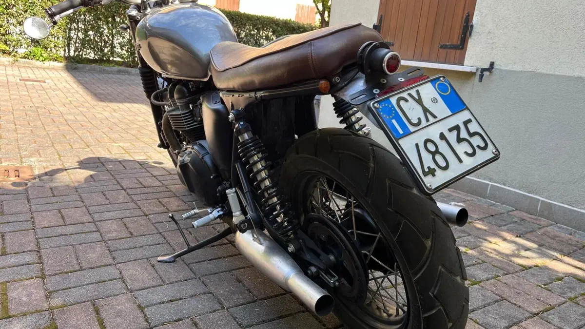 Triumph Bonneville T100 (2001 - 07)  (5)