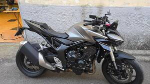 Honda CB 1000 Hornet (2025) 