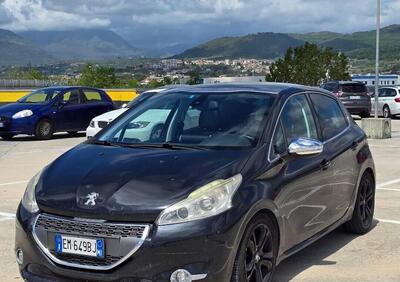 Peugeot 208 e-HDi 115 CV Stop&Start 5 porte Allure usata