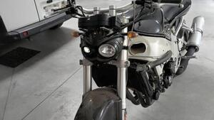 Suzuki GSX R 750 (1998) 