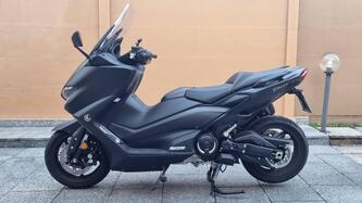 Yamaha T-Max 560 (2020 - 21) usata