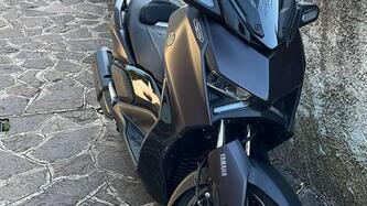 Yamaha X-Max 300 Tech Max (2021 - 24) usata