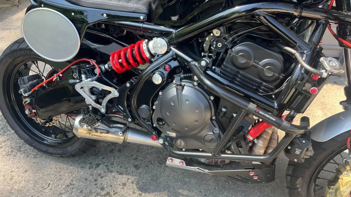 Kawasaki Versys 650 (2006 - 09)  (8)