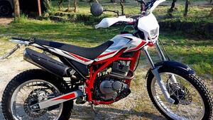 Betamotor Alp 200 (2021 - 25) 