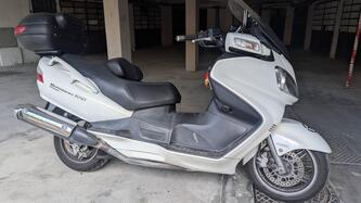 Suzuki Burgman AN 650 Executive ABS (2006 - 12) usata