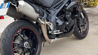 Triumph Speed Triple 1050 ABS (2011 - 15) usata