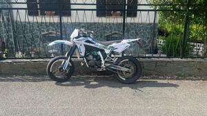 Husqvarna SM 125 (2010 - 12) 