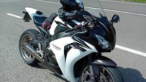 Honda CBR 1000 RR Fireblade (2008 - 11) 
