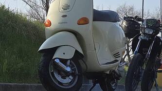 Vespa 50 ET2 (1997 - 98) usata
