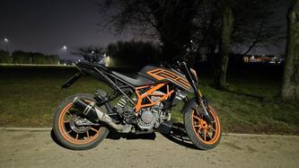 KTM 125 Duke (2021 - 23) usata