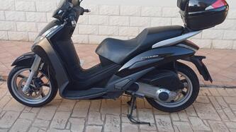 Peugeot Geopolis 250 usata