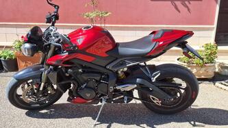 Triumph Street Triple RS (2020 - 22) usata
