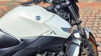 Suzuki GSR 600 (2006 - 11) usata
