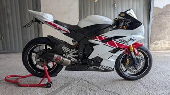Yamaha YZF R6 (2006 - 07) usata
