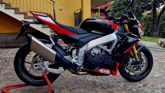 Aprilia Tuono V4 Factory SE-09 SBK (2024) usata