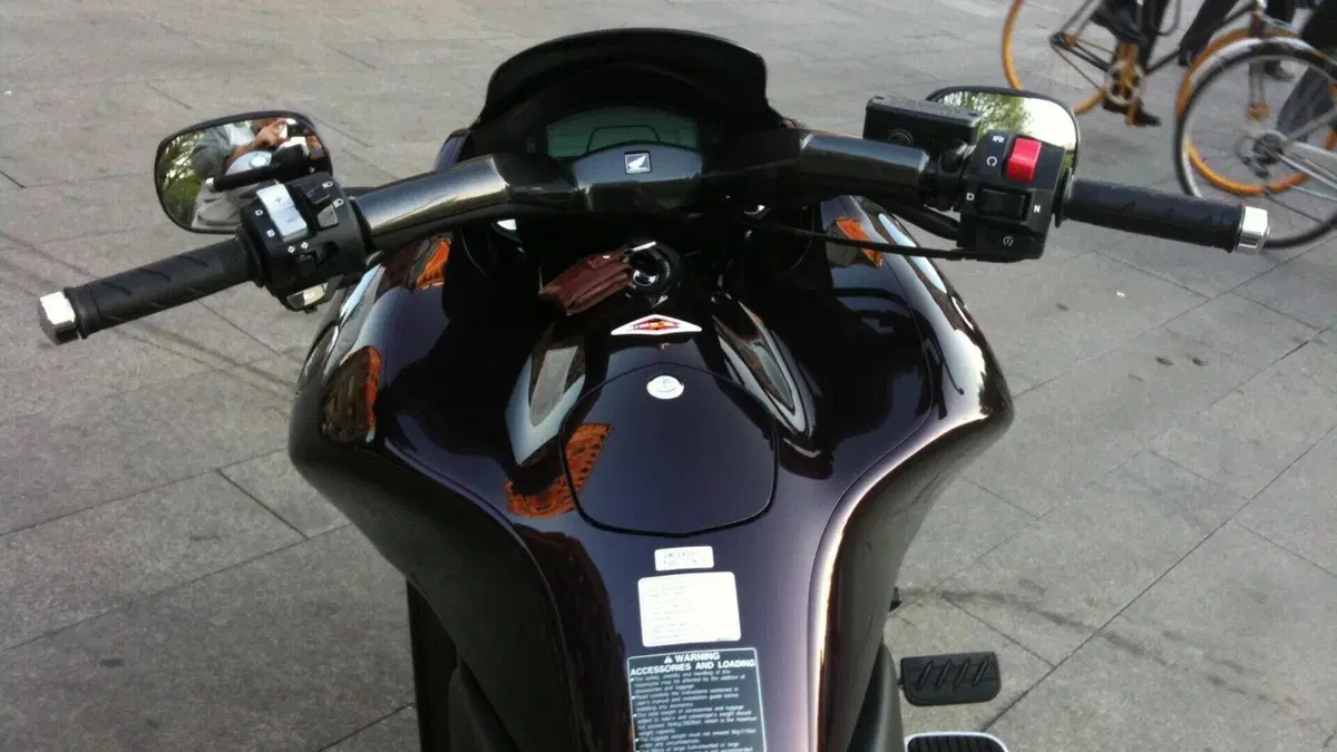 Honda DN-01  (3)
