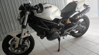 Ducati Monster 696 (2008 - 13) usata