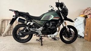 Moto Guzzi V85 TT (2021 - 23) 