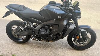 Yamaha MT-09 Y-AMT (2024 - 25) usata