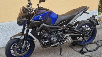Yamaha MT-09 (2017 - 20) usata