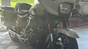 Harley-Davidson CVO Street Glide (2023) 