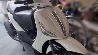 Piaggio Beverly 300 i.e. Street (2020) usata