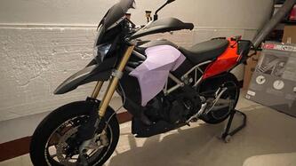 Aprilia Dorsoduro 1200 (2010 - 11) usata