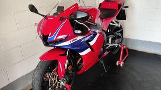 Honda CBR 600 RR (2024 - 25) usata