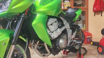 Kawasaki Z 750 (2007 - 14) usata