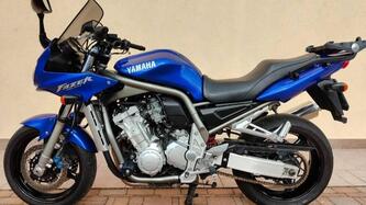Yamaha FZS 1000 Fazer usata