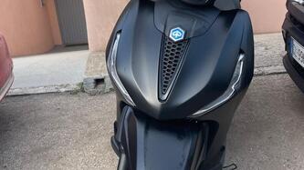 Piaggio Beverly 300 ABS-ASR (2021 - 25) usata