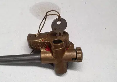 Lucchetto Moto Guzzi - Annuncio 9707601