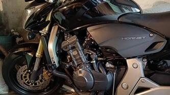 Honda Hornet 600 (2007 - 10) usata