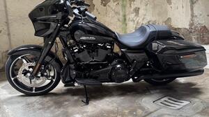 Harley-Davidson Street Glide (2024 - 25) 