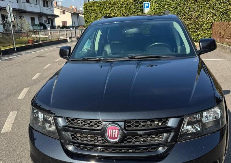 Fiat Freemont 2.0 Mjt 170 CV 4x4 Automatica Black Code