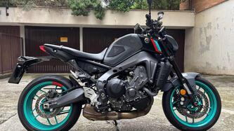 Yamaha MT-09 (2021 - 23) usata