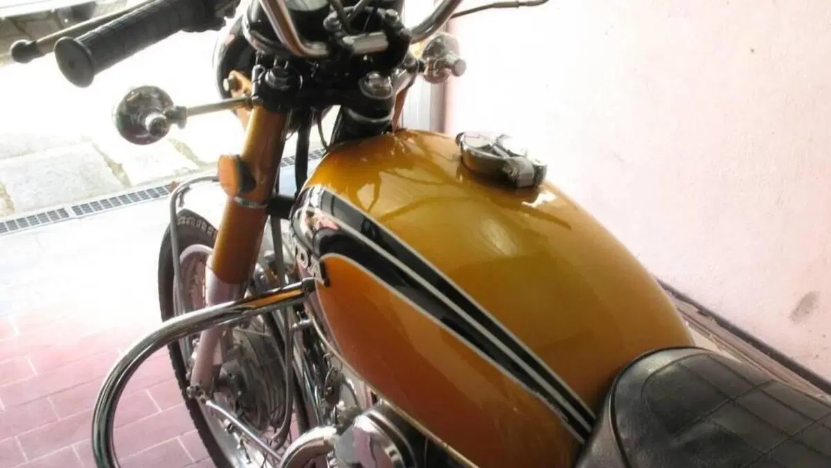Honda   (2)