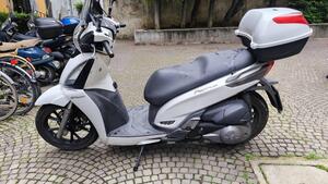 Kymco People 300i GT (2010 - 17) 