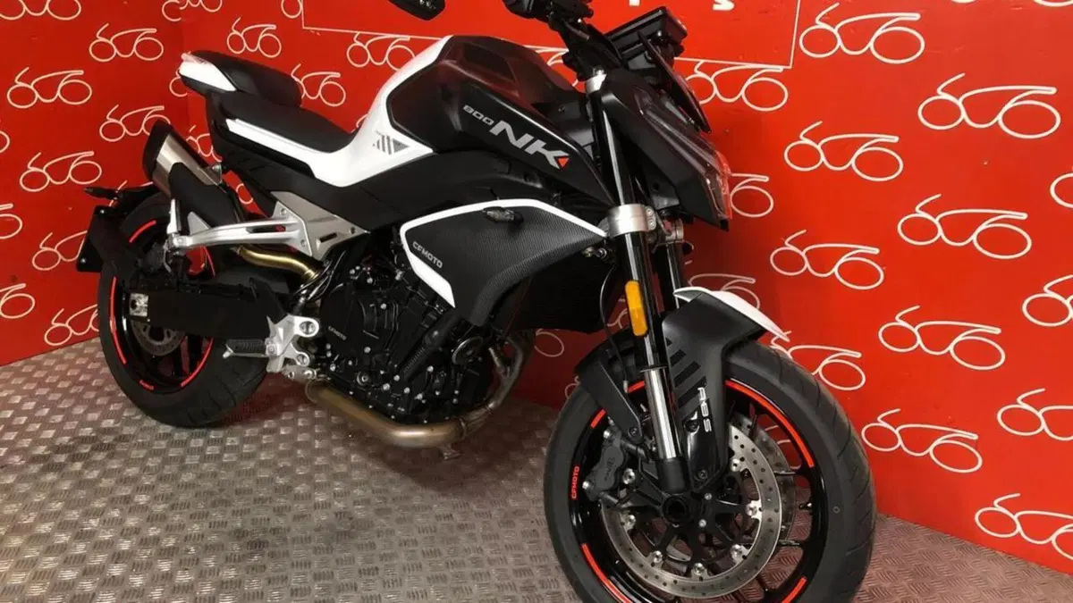 CFMOTO 800NK Advanced (2023 - 26)  (2)
