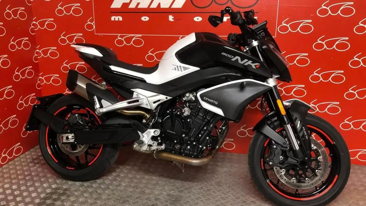 CFMOTO 800NK Advanced (2023 - 26) 