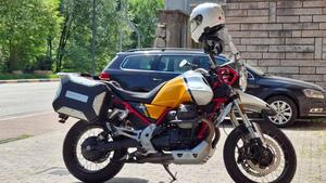 Moto Guzzi V85 TT Evocative Graphics (2021 - 23) 