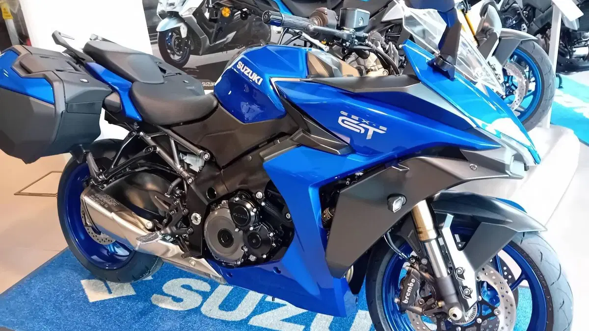 Suzuki GSX-S1000GT (2025 - 26)  (2)