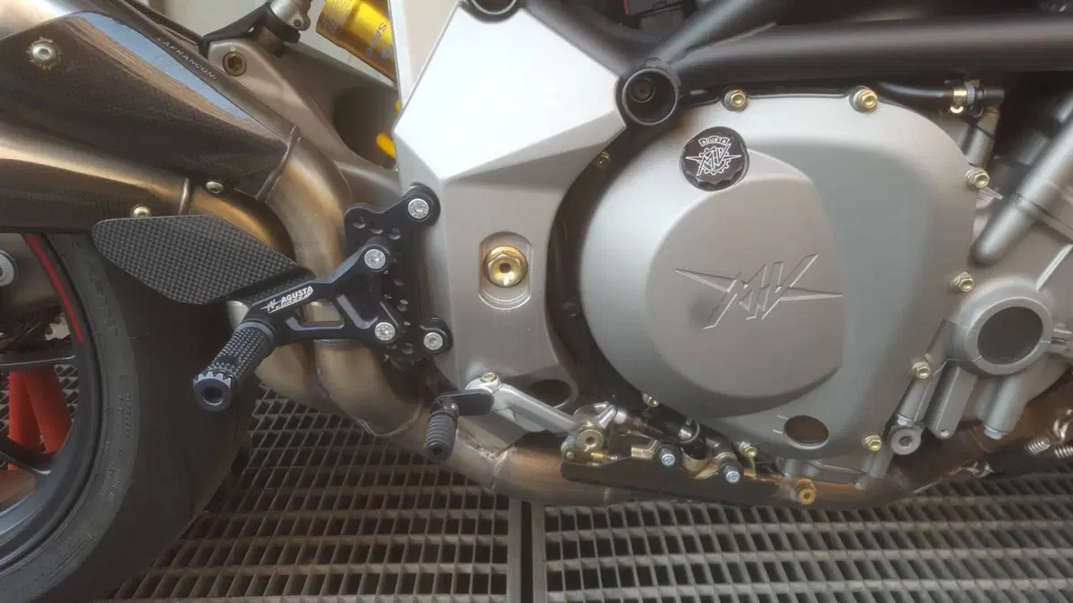 MV Agusta Brutale 1078 RR  (9)