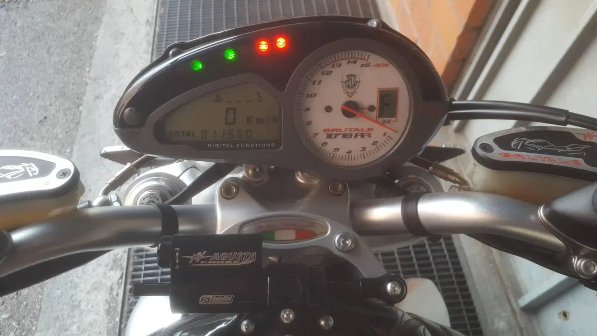 MV Agusta Brutale 1078 RR  (11)