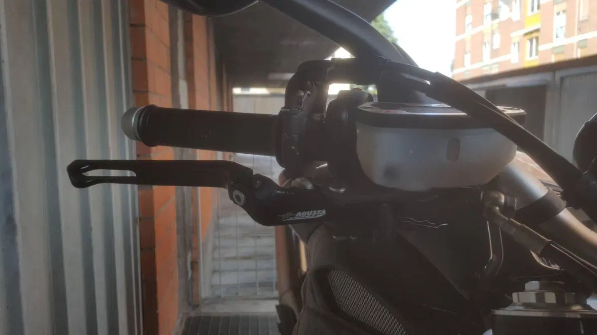 MV Agusta Brutale 1078 RR  (15)