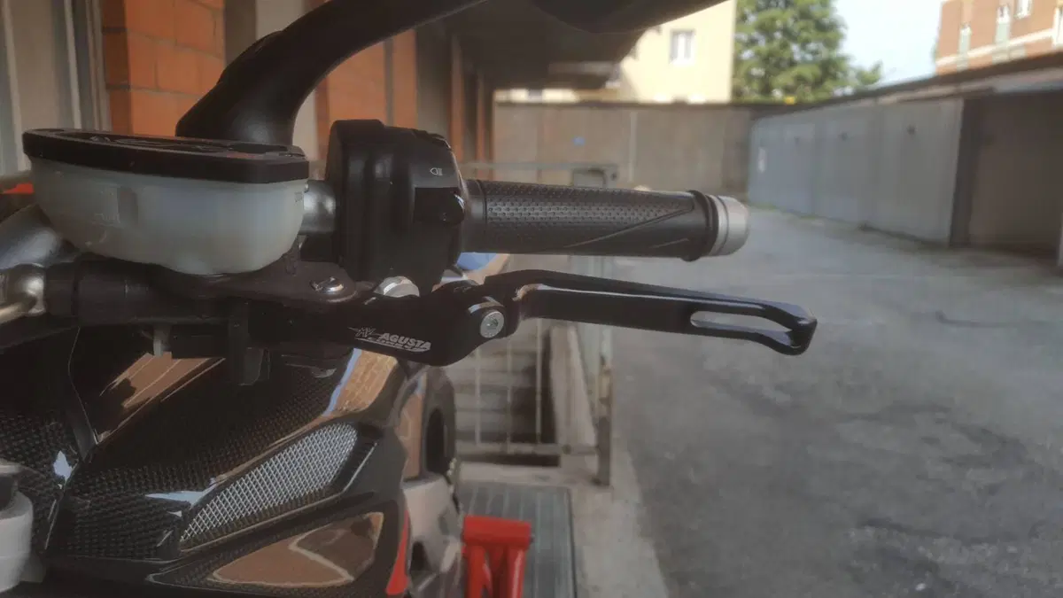 MV Agusta Brutale 1078 RR  (16)
