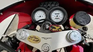 Moto Guzzi Daytona 1000 i.e. Racing (1995 - 97)  (3)