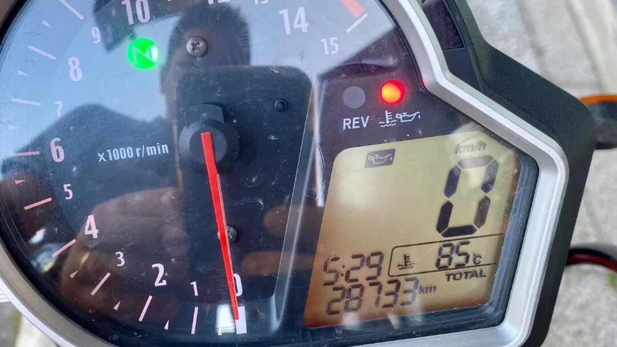 Honda CBR 1000 RR Fireblade (2008 - 11)  (4)