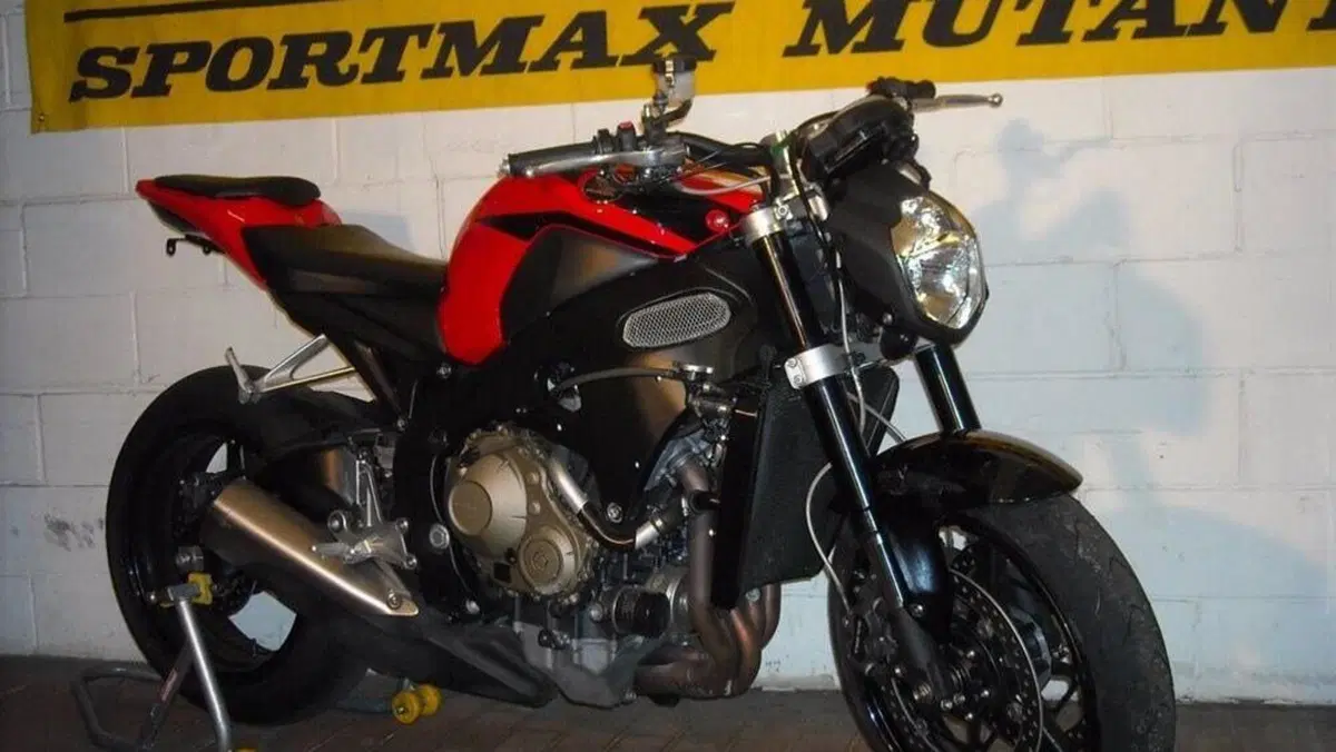 Honda CBR 1000 RR Fireblade (2008 - 11)  (5)