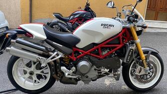 Ducati Monster S4Rs Testastretta